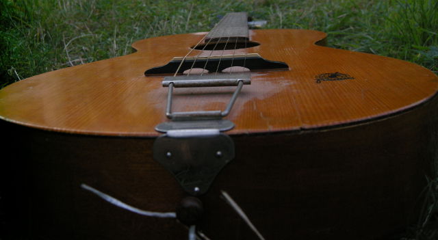 Ein letztes Bild der Gitarre